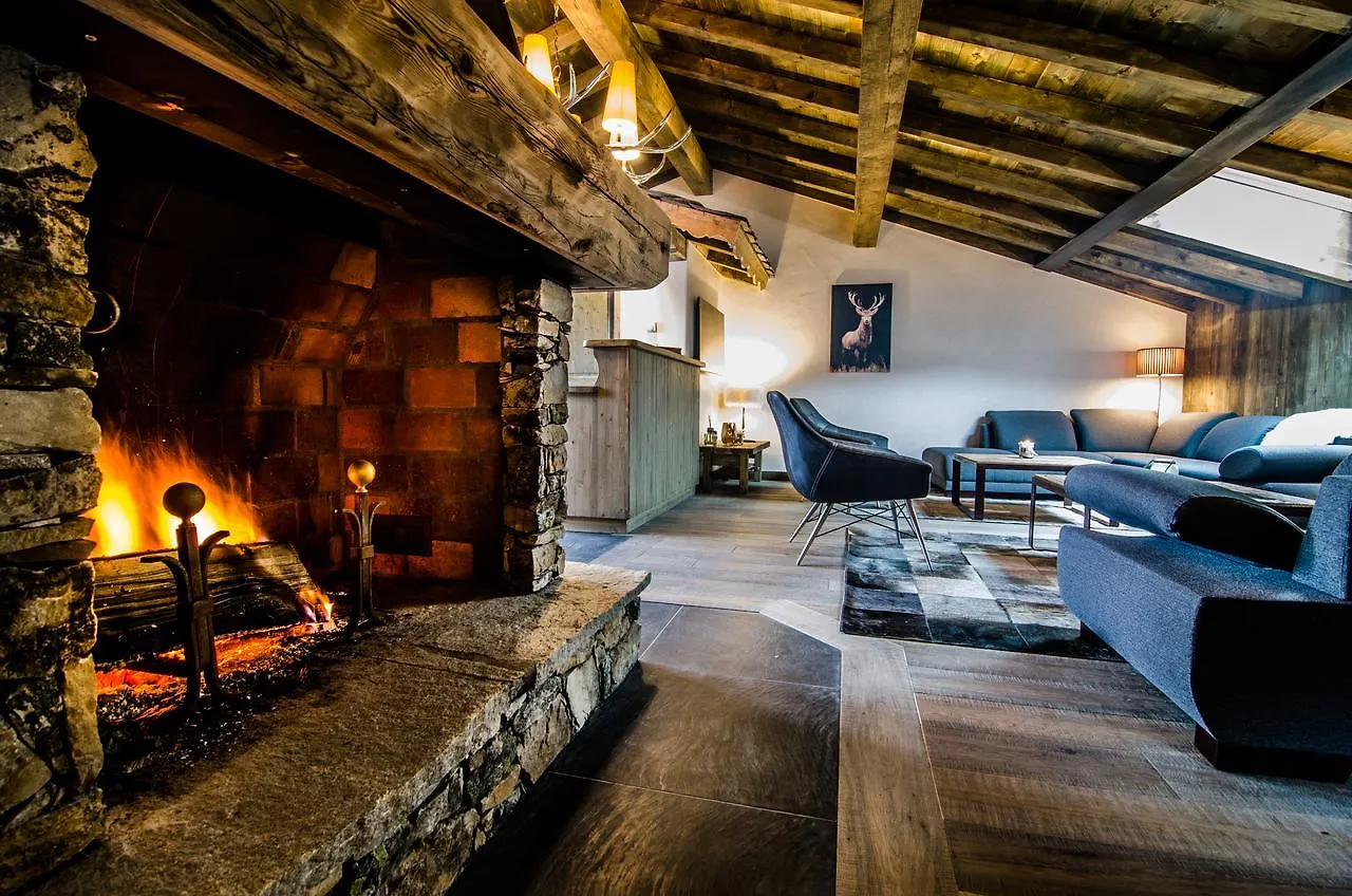 Chalet L'Etagne Courchevel Bed & Breakfast